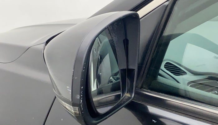 2017 Jeep Compass LIMITED (O) 2.0 DIESEL, Diesel, Manual, 1,00,353 km, Left rear-view mirror - Folding motor not working