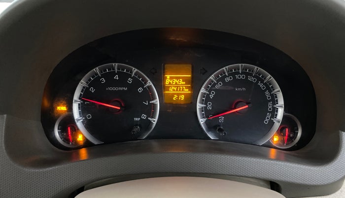 2016 Maruti Ertiga VXI CNG, CNG, Manual, 1,24,272 km, Odometer Image