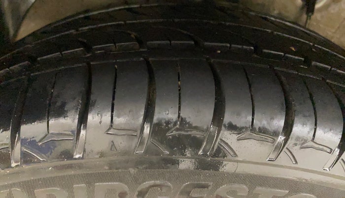 2016 Hyundai Elite i20 ASTA 1.2, Petrol, Manual, 63,325 km, Right Rear Tyre Tread