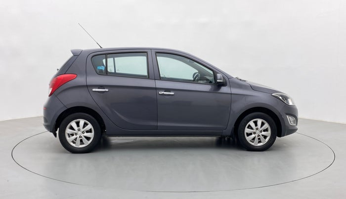 2014 Hyundai i20 ASTA 1.4 CRDI, Diesel, Manual, 75,673 km, Right Side View