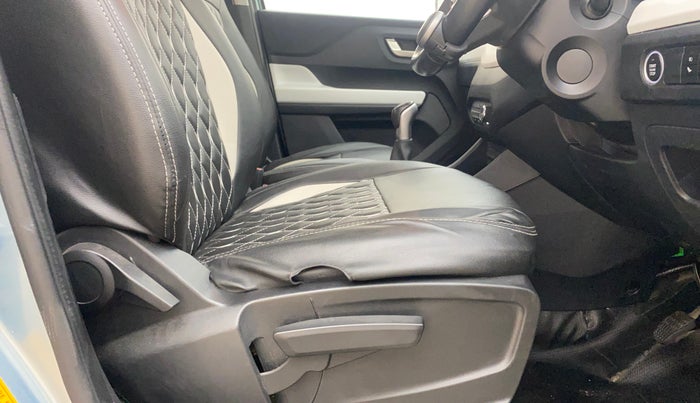 2022 Tata PUNCH CREATIVE  MT, Petrol, Manual, 34,344 km, Driver Side Adjustment Panel