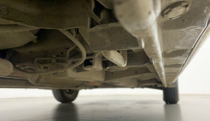 2014 Maruti Swift VXI, Petrol, Manual, 61,043 km, Right Side Underbody