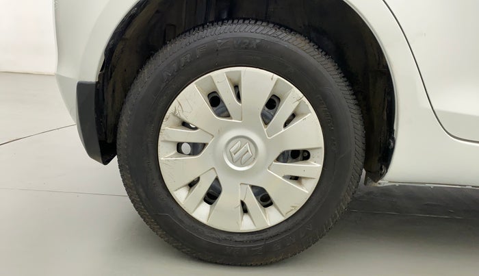 2014 Maruti Swift VXI, Petrol, Manual, 61,043 km, Right Rear Wheel