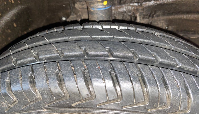 2023 Maruti Alto K10 VXI, Petrol, Manual, 2,502 km, Right Front Tyre Tread