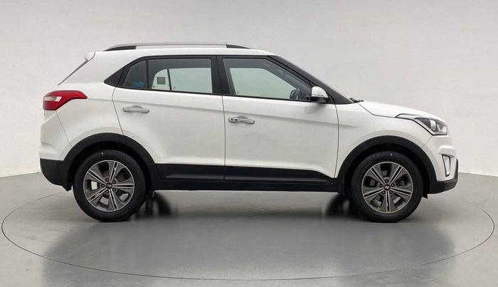 2017 Hyundai Creta 1.6 CRDI SX PLUS AUTO, Diesel, Automatic, 45,173 km, Right Side View