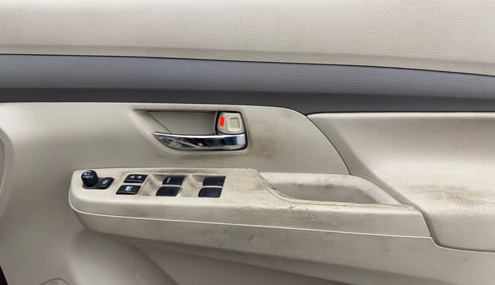 2020 Maruti Ertiga VXI CNG, CNG, Manual, 34,225 km, Driver Side Door Panels Control