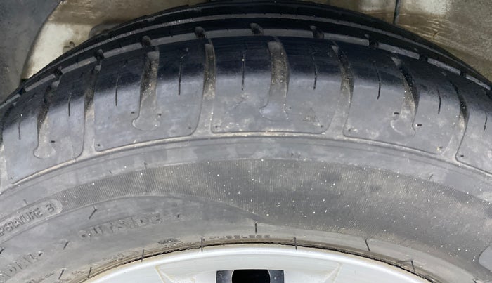 2018 Hyundai Elite i20 SPORTZ 1.2, Petrol, Manual, 16,639 km, Right Rear Tyre Tread