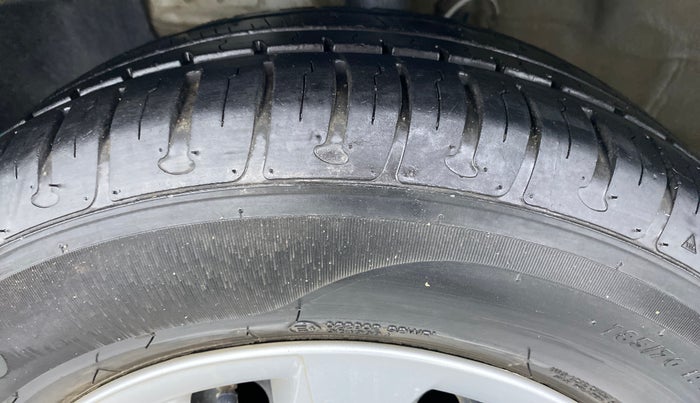 2018 Hyundai Elite i20 SPORTZ 1.2, Petrol, Manual, 16,639 km, Left Front Tyre Tread