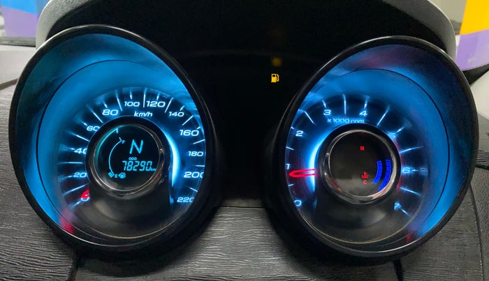 2018 Mahindra XUV500 W5, Diesel, Manual, 78,284 km, Odometer Image