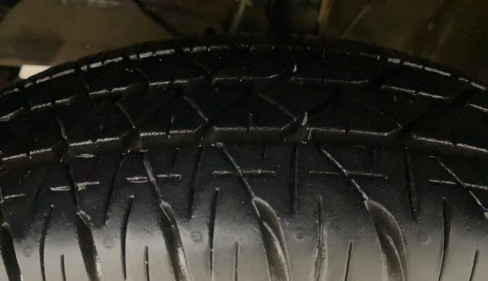 2019 Maruti Dzire VXI, Petrol, Manual, 43,028 km, Left Front Tyre Tread