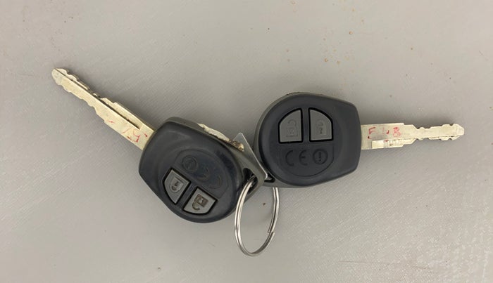 2019 Maruti Dzire VXI, Petrol, Manual, 43,028 km, Key Close Up