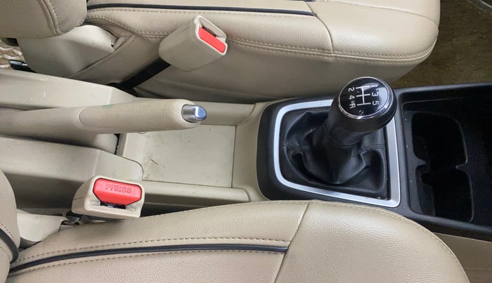 2019 Maruti Dzire VXI, Petrol, Manual, 43,028 km, Gear Lever
