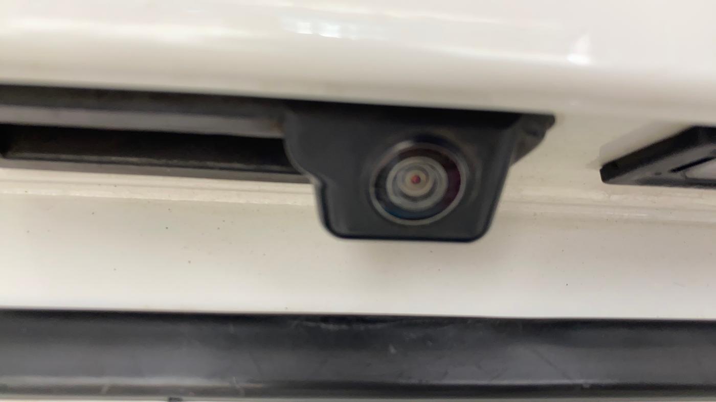 2023 Skoda KUSHAQ AMBITION 1.5 TSI MT, Petrol, Manual, 22,617 km, Parking Camera