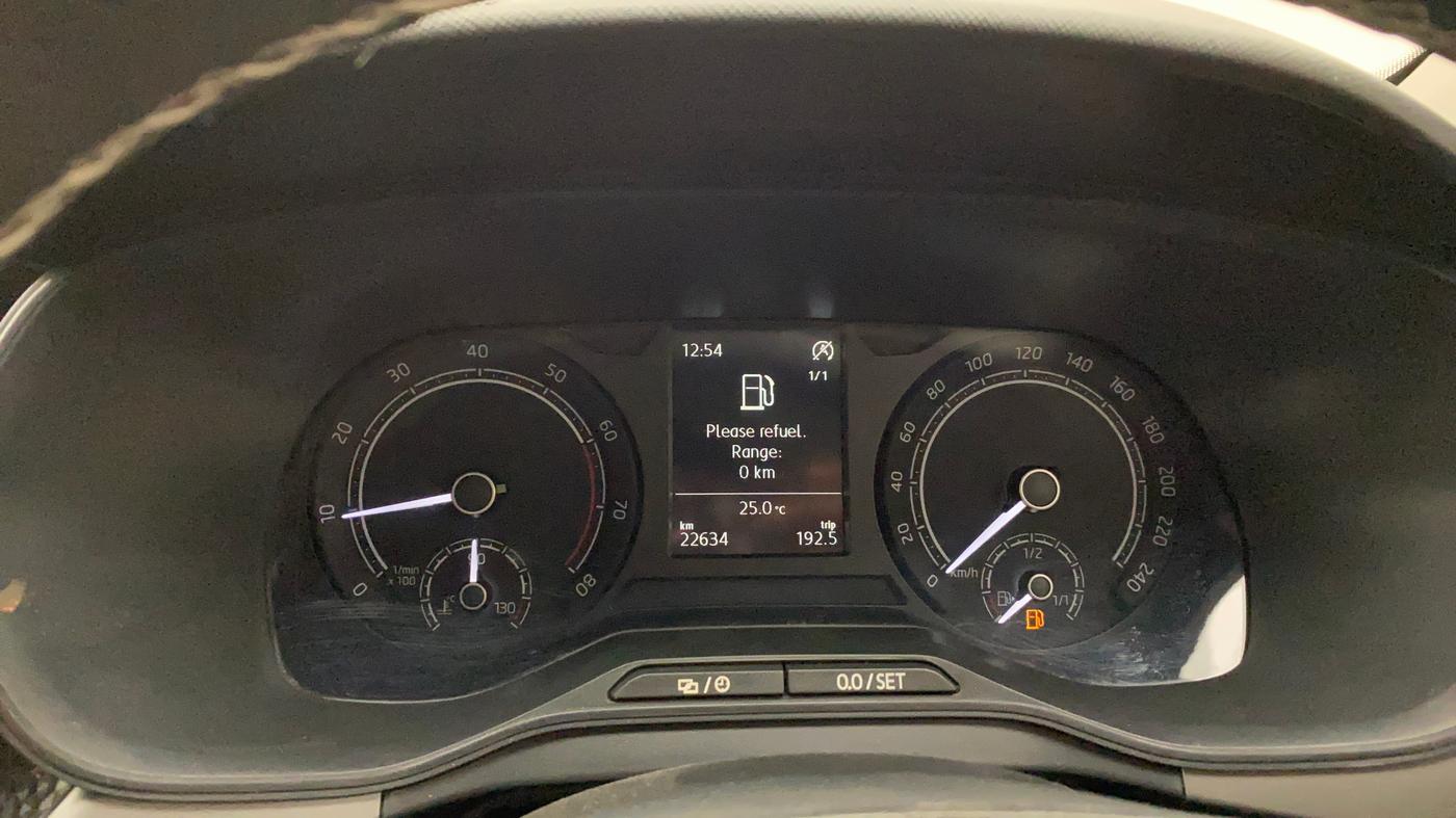 2023 Skoda KUSHAQ AMBITION 1.5 TSI MT, Petrol, Manual, 22,617 km, Odometer Image