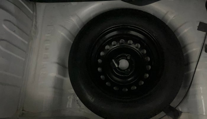 2020 Renault Kwid CLIMBER 1.0 AMT (O), Petrol, Automatic, 30,045 km, Spare Tyre