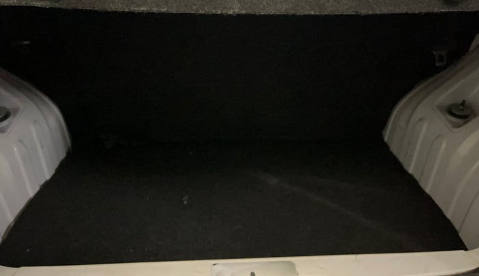 2020 Renault Kwid CLIMBER 1.0 AMT (O), Petrol, Automatic, 30,045 km, Boot Inside