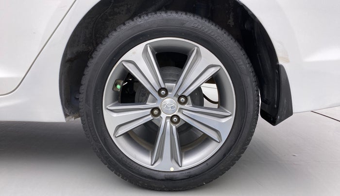 2019 Hyundai Verna 1.6 VTVT SX (O) AT, Petrol, Automatic, 70,764 km, Left Rear Wheel
