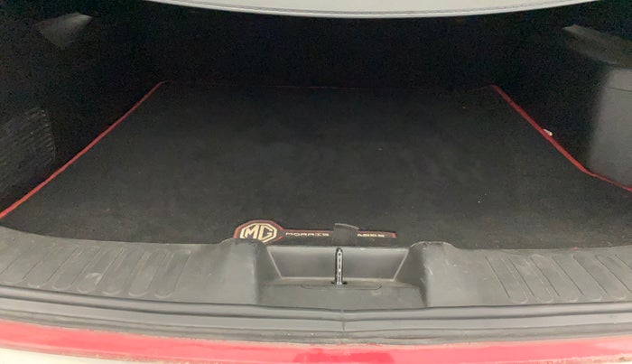 2019 MG HECTOR SHARP HYBRID 1.5 PETROL, Petrol, Manual, 93,052 km, Boot Inside