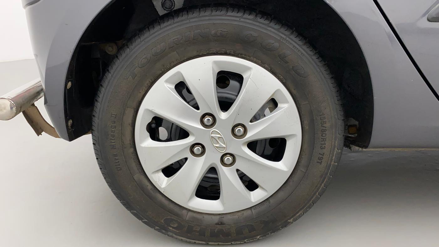 2011 Hyundai i10 MAGNA 1.2, Petrol, Manual, 40,846 km, Right Rear Wheel