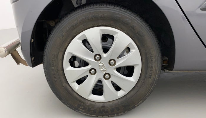 2011 Hyundai i10 MAGNA 1.2, Petrol, Manual, 40,846 km, Right Rear Wheel