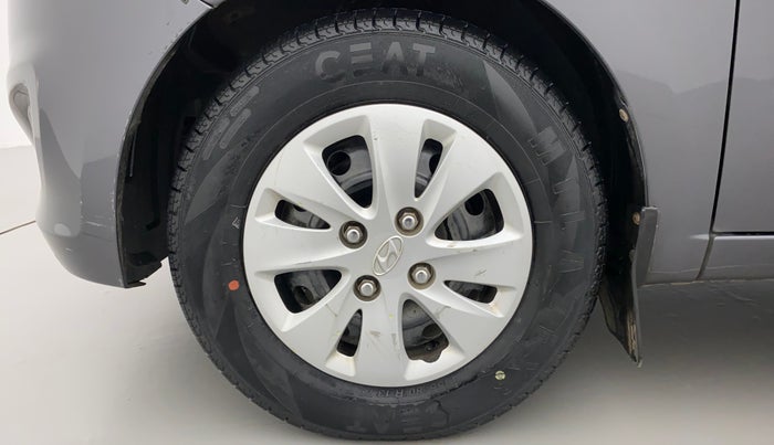 2011 Hyundai i10 MAGNA 1.2, Petrol, Manual, 40,846 km, Left Front Wheel
