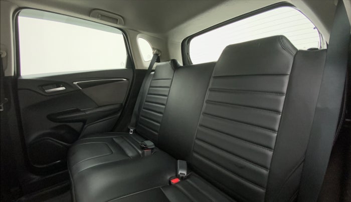 2018 Honda WR-V 1.5 i-DTEC VX MT, Diesel, Manual, 57,192 km, Right Side Rear Door Cabin