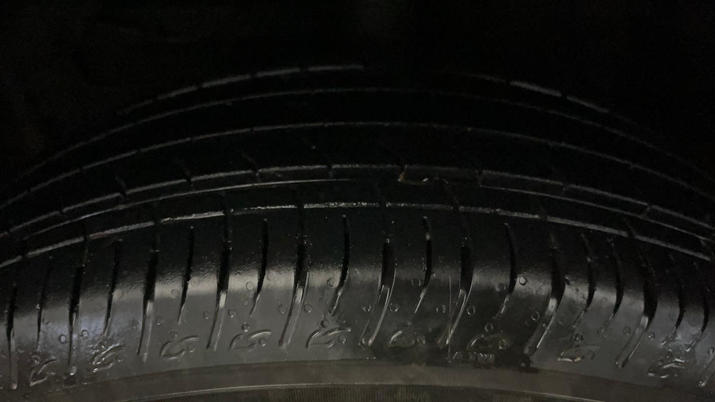 2023 Maruti BREZZA VXI S-CNG, CNG, Manual, 26,756 km, Left Front Tyre Tread