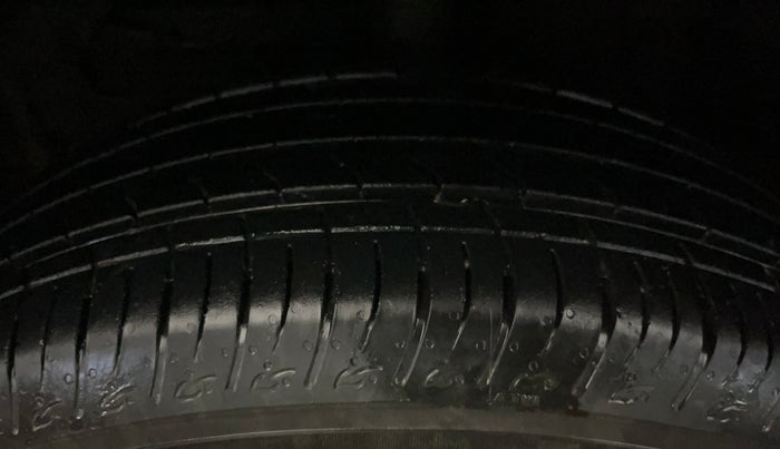2023 Maruti BREZZA VXI S-CNG, CNG, Manual, 26,684 km, Left Front Tyre Tread