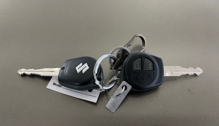 2023 Maruti BREZZA VXI S-CNG, CNG, Manual, 26,684 km, Key Close Up