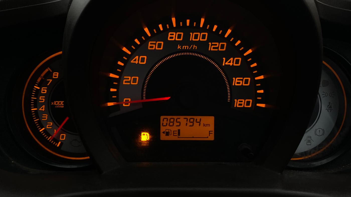 2014 Honda Brio V MT, Petrol, Manual, 85,790 km, Odometer Image