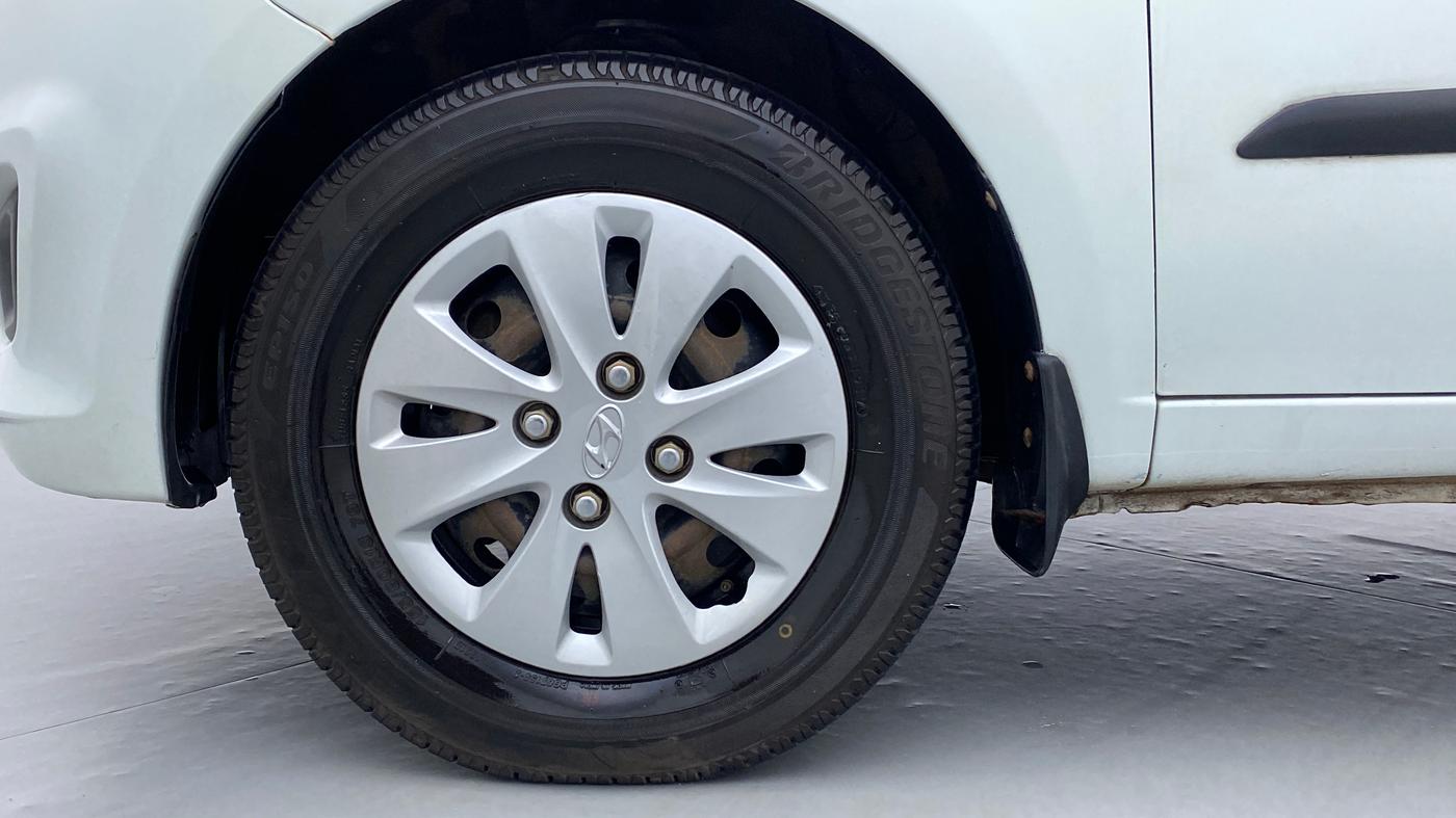 2012 Hyundai i10 MAGNA 1.2 KAPPA2, Petrol, Manual, 1,23,067 km, Left Front Wheel