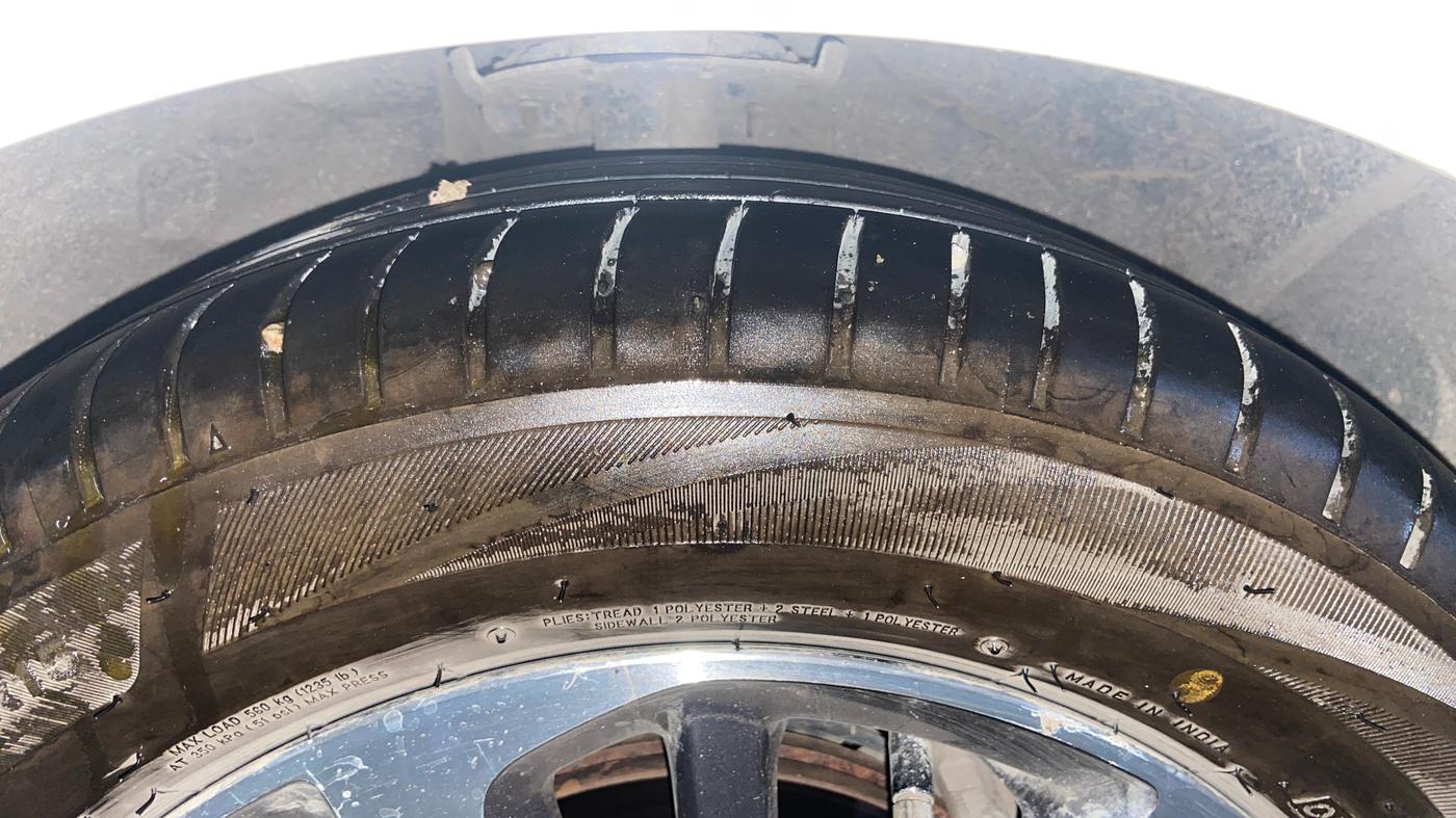2021 Ford Figo Aspire TITANIUM PLUS 1.5 DIESEL, Diesel, Manual, 87,410 km, Right Front Tyre Tread