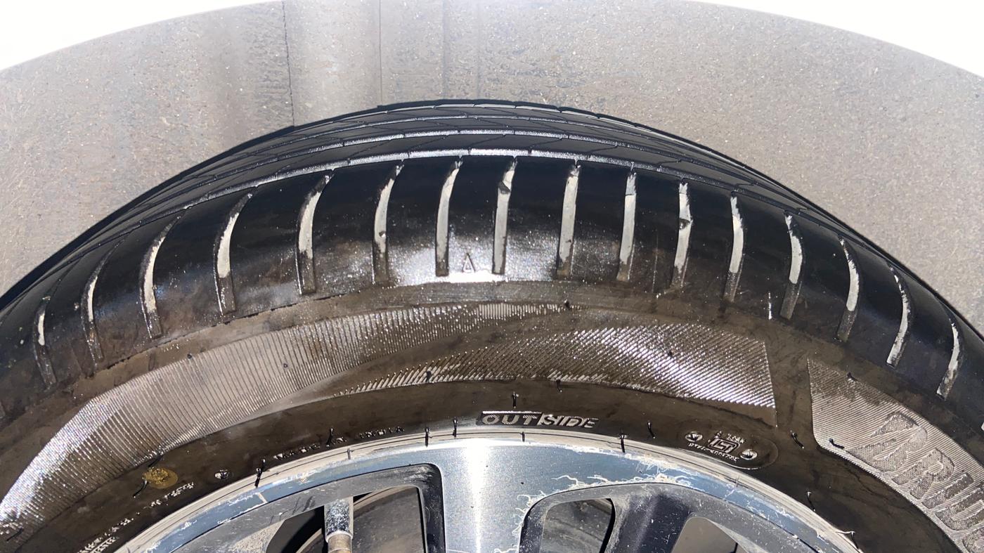 2021 Ford Figo Aspire TITANIUM PLUS 1.5 DIESEL, Diesel, Manual, 87,410 km, Right Rear Tyre Tread