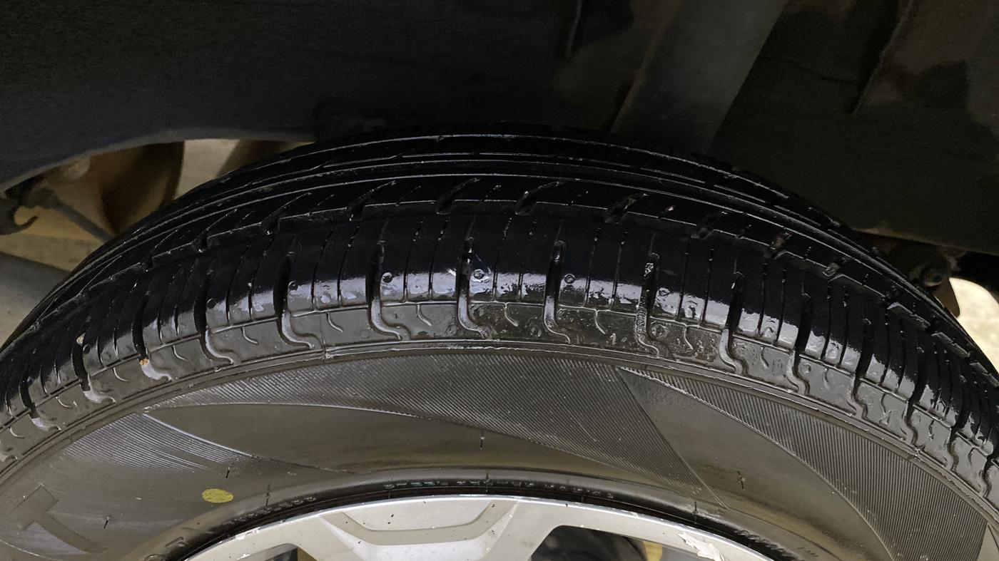 2017 Renault Kwid CLIMBER 1.0, Petrol, Manual, 93,580 km, Left Rear Tyre Tread