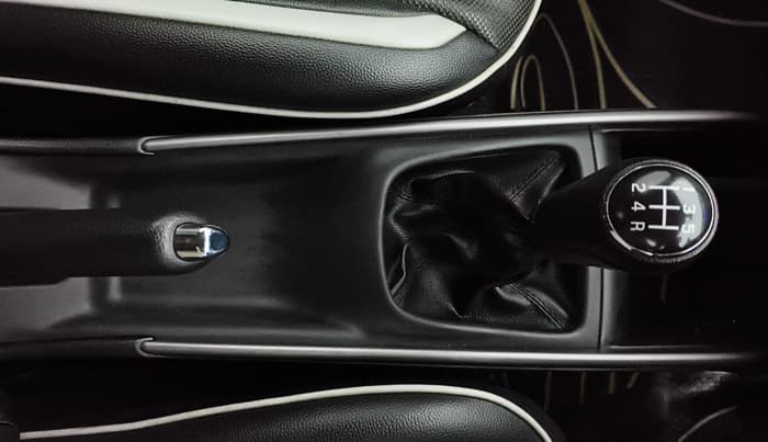 2020 Maruti Baleno DELTA PETROL 1.2, Petrol, Manual, 48,301 km, Gear Lever