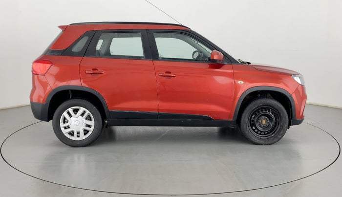 2018 Maruti Vitara Brezza VDI, Diesel, Manual, 98,557 km, Right Side View
