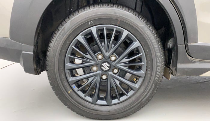 2021 Maruti XL6 ALPHA AT, Petrol, Automatic, 20,776 km, Right Rear Wheel