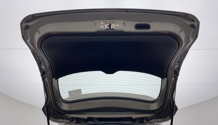 2021 Maruti XL6 ALPHA AT, Petrol, Automatic, 20,776 km, Boot Door Open
