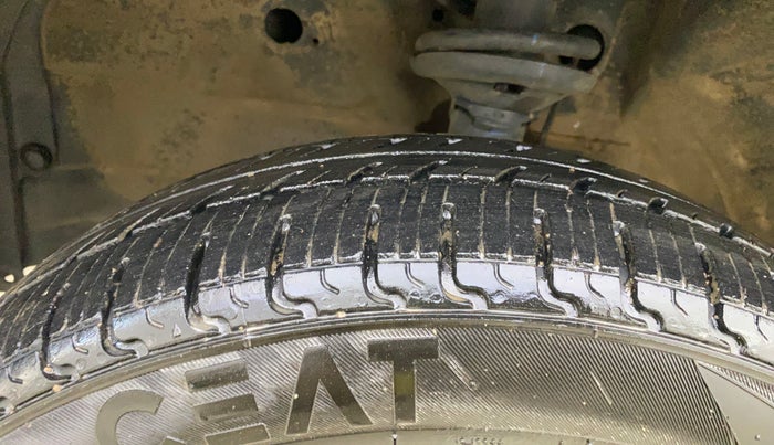 2013 Maruti Wagon R 1.0 VXI, Petrol, Manual, 79,156 km, Left Front Tyre Tread