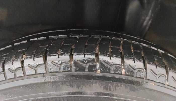 2020 Hyundai NEW SANTRO ASTA AMT, Petrol, Automatic, 23,438 km, Left Rear Tyre Tread