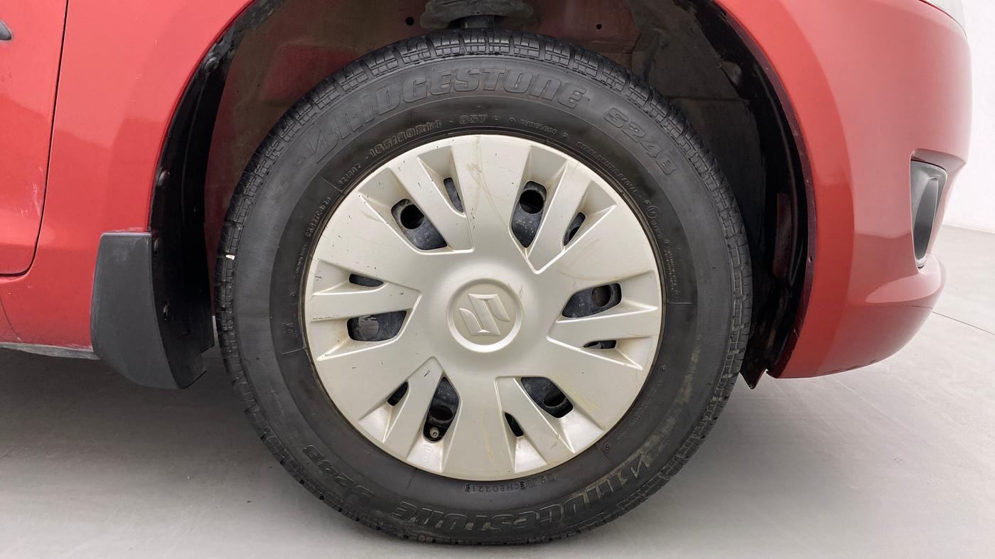 2013 Maruti Swift VXI D, Petrol, Manual, 70,769 km, Right Front Wheel