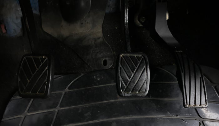 2013 Maruti Swift VXI D, Petrol, Manual, 70,769 km, Pedals
