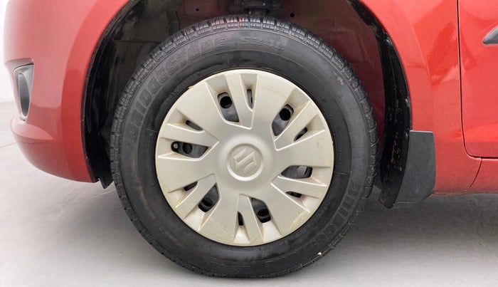 2013 Maruti Swift VXI D, Petrol, Manual, 70,769 km, Left Front Wheel