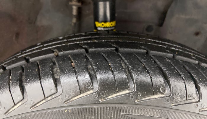 2017 Datsun Go T, Petrol, Manual, 46,059 km, Right Front Tyre Tread