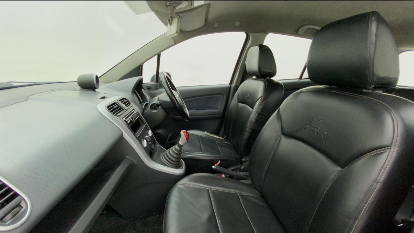2010 Maruti Ritz VXI, Petrol, Manual, 91,149 km, Right Side Front Door Cabin
