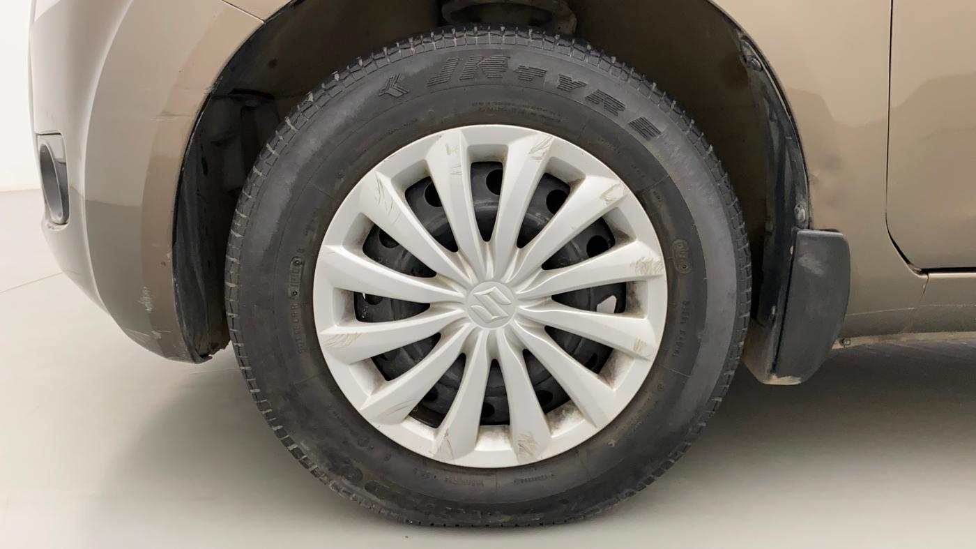 2010 Maruti Ritz VXI, Petrol, Manual, 91,149 km, Left Front Wheel