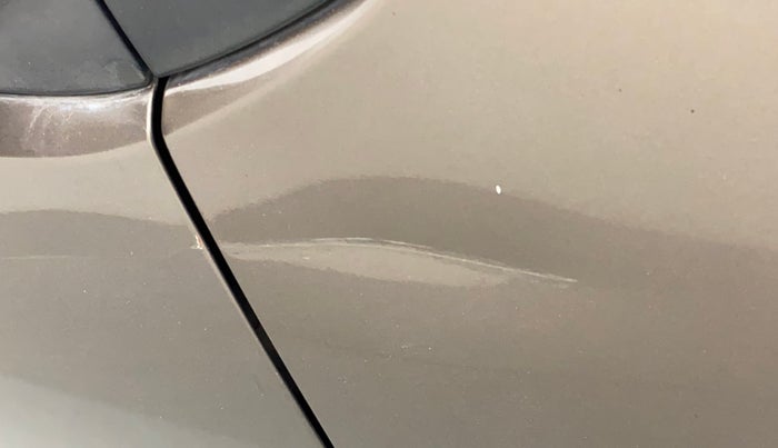 2010 Maruti Ritz VXI, Petrol, Manual, 91,149 km, Right fender - Slightly dented