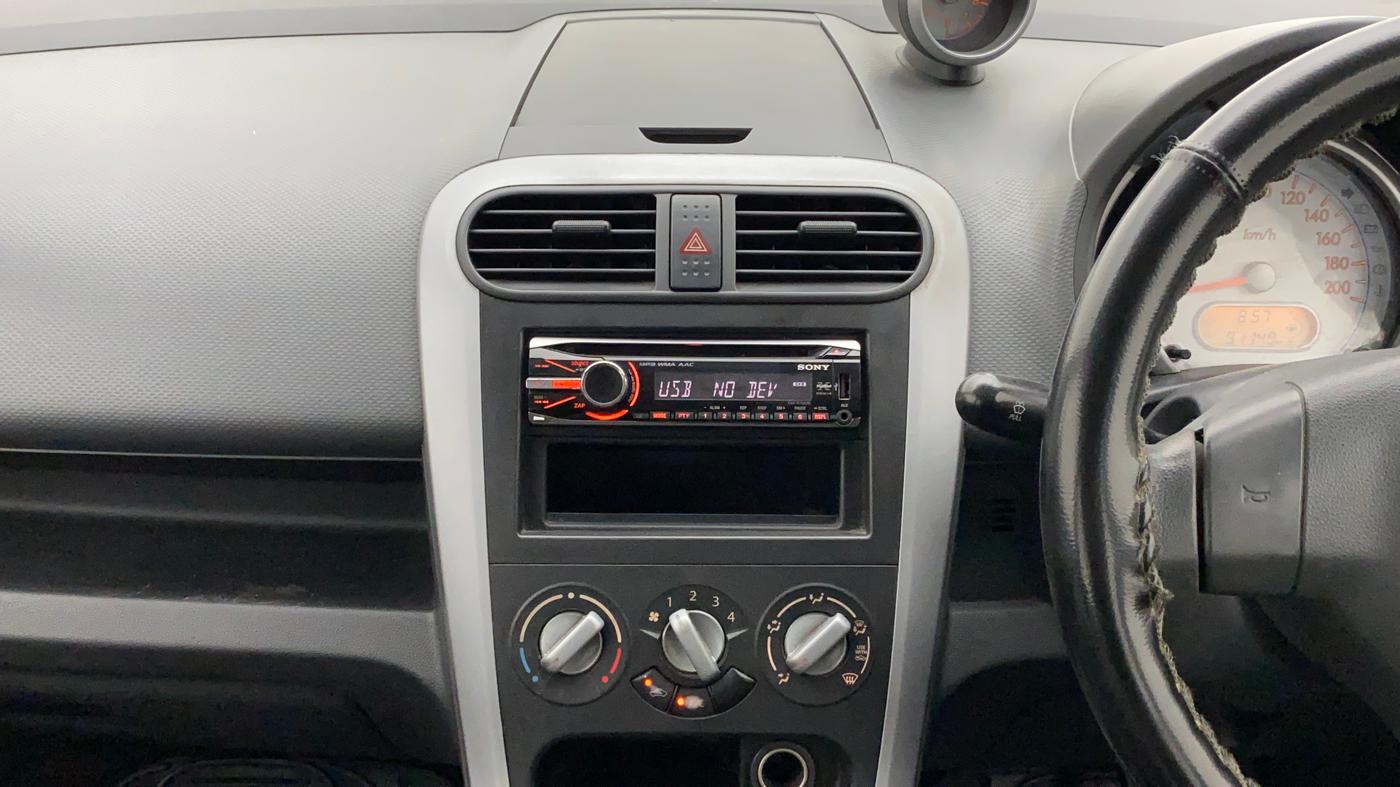 2010 Maruti Ritz VXI, Petrol, Manual, 91,149 km, Air Conditioner
