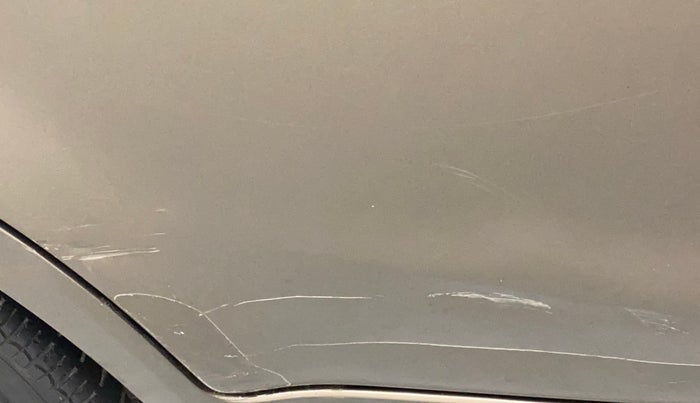 2010 Maruti Ritz VXI, Petrol, Manual, 91,149 km, Right rear door - Minor scratches