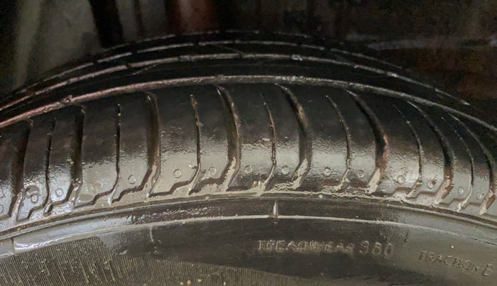 2020 Tata ALTROZ XZ PETROL, Petrol, Manual, 56,208 km, Right Rear Tyre Tread